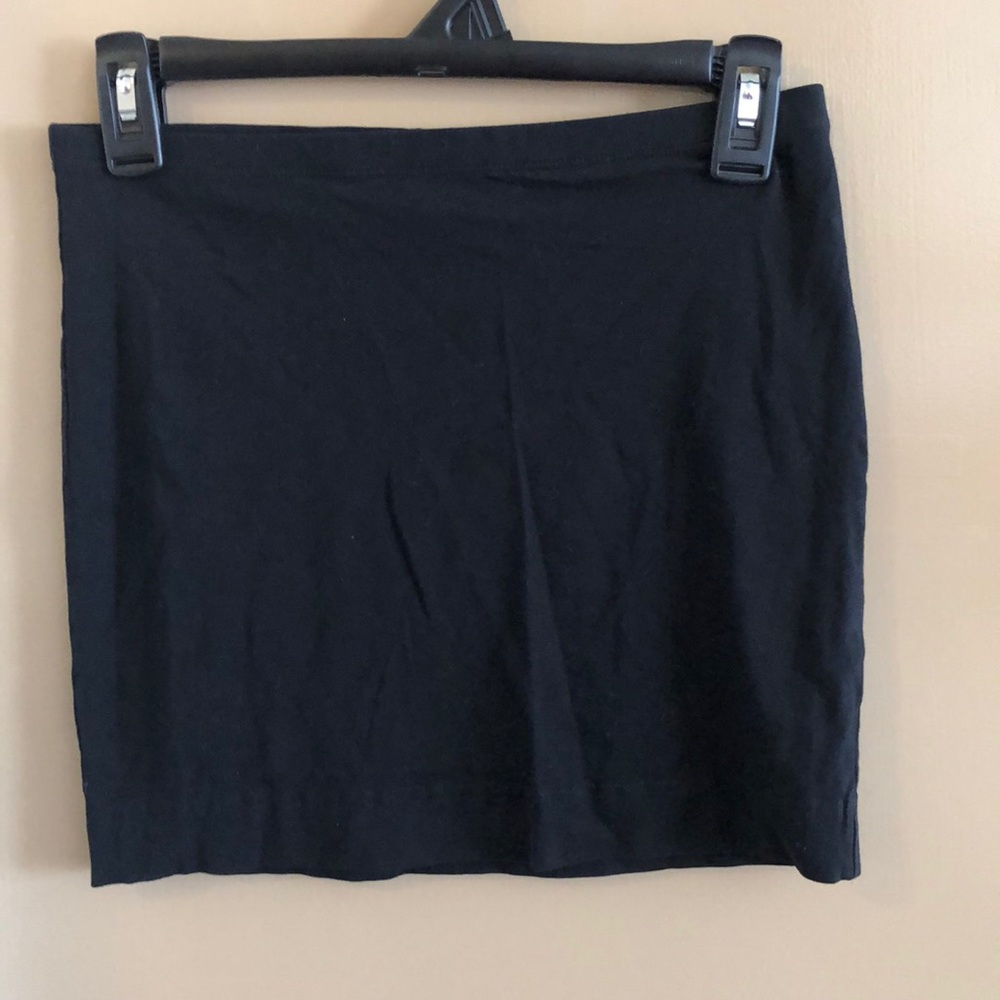 Black skirt